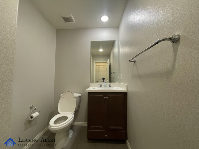 Building Photo - 28829 Camino De Cielo Dr