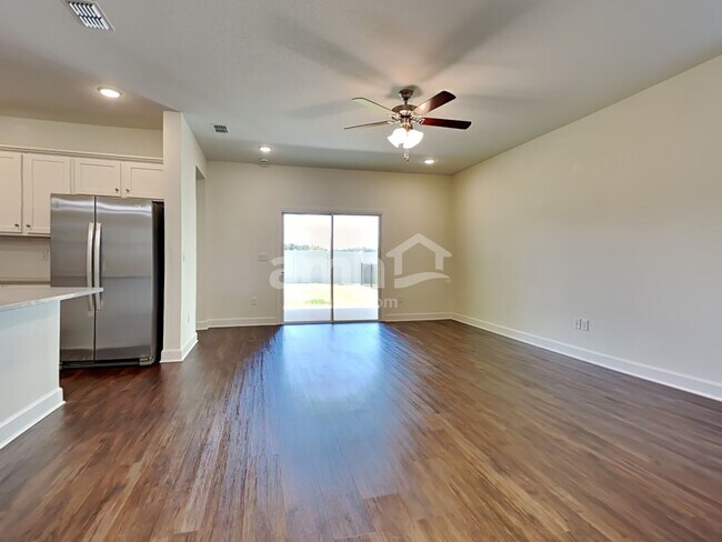 Building Photo - 2913 Rolling Acres Rd