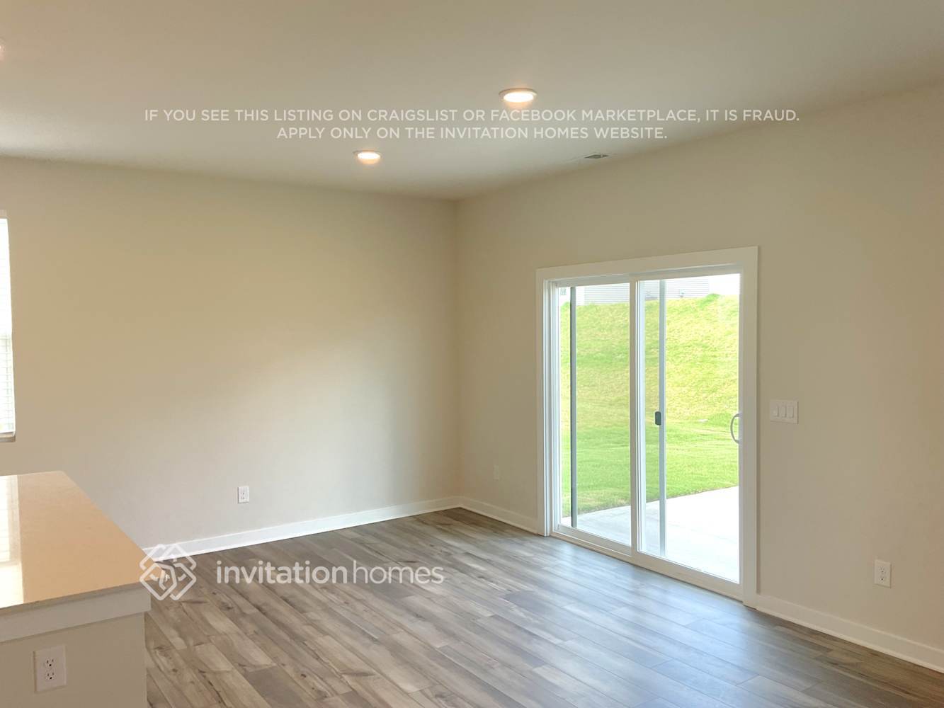 Building Photo - 814 Olde England Dr