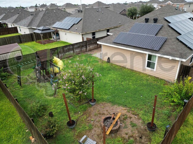 Building Photo - Beautiful 4bed/2bath home in Edinburg