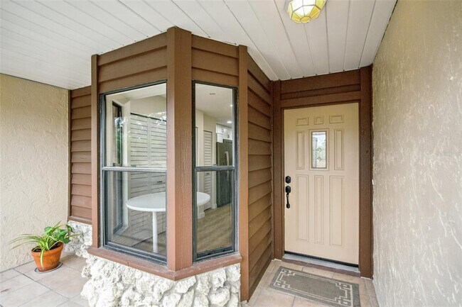 Building Photo - 5793 Avista Dr