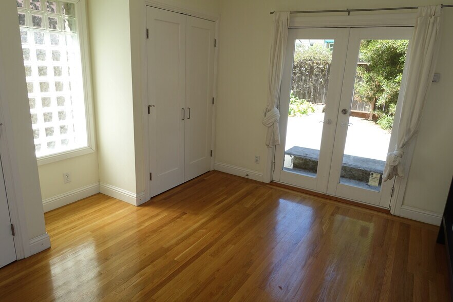 Building Photo - 2343 Dwight Way