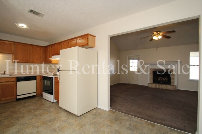 Building Photo - Southwest Killeen!