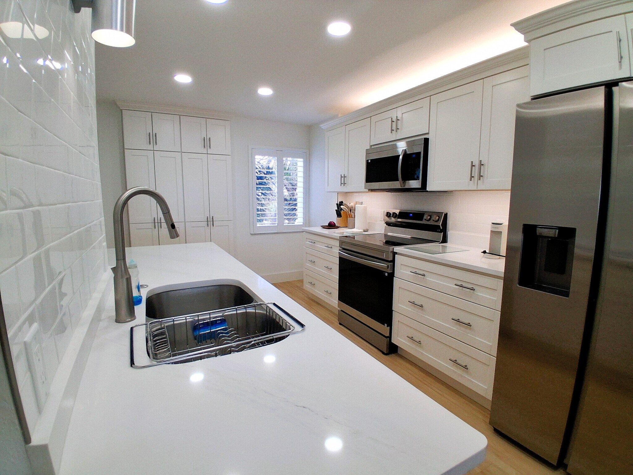 Building Photo - 19 Whispering Sands Dr