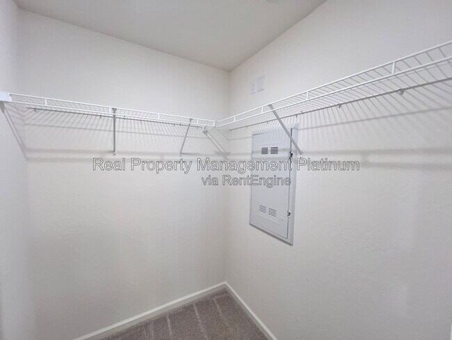 Building Photo - 1491 Vintage Ln