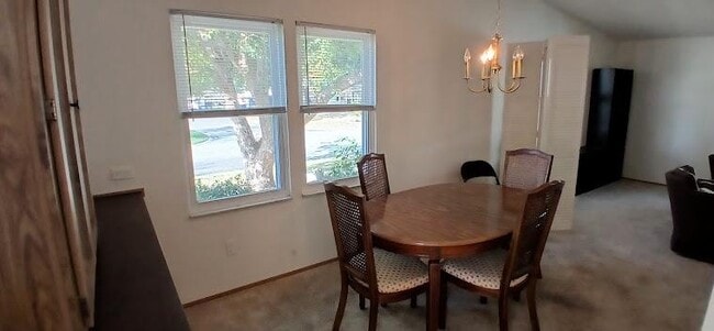 Building Photo - 1725 Hilton Head Blvd