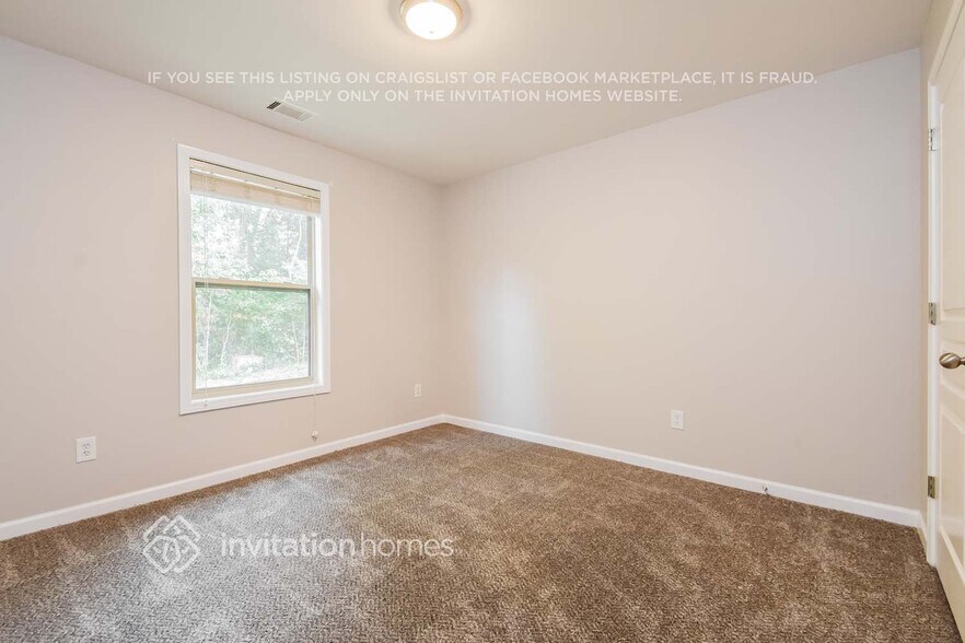 Building Photo - 2231 Oakland Downs Way