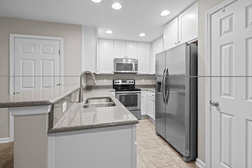 Building Photo - 24 Islander Ct