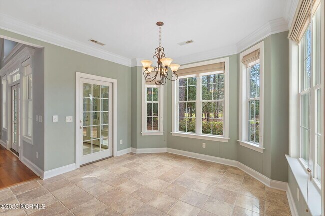 Building Photo - 3929 Harmony Cir