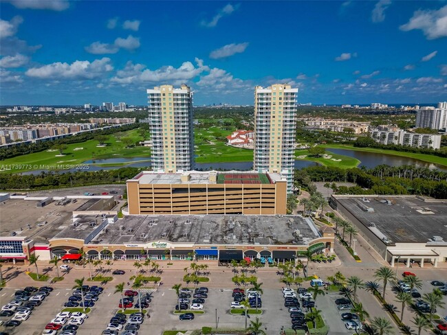 Building Photo - 1745 E Hallandale Beach Blvd