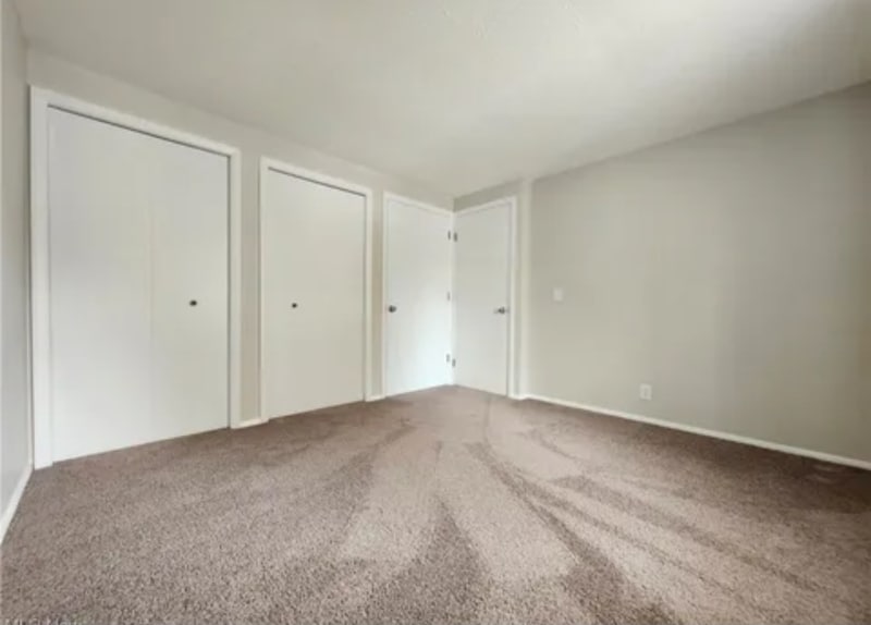 Building Photo - 1651 Mentor Ave