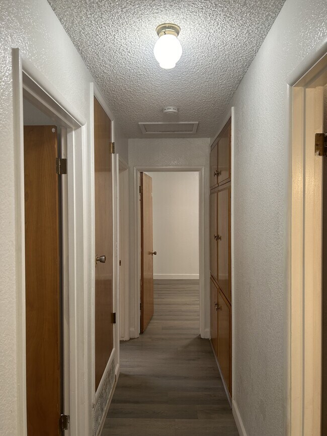 Building Photo - 1726 Idylwood Ct