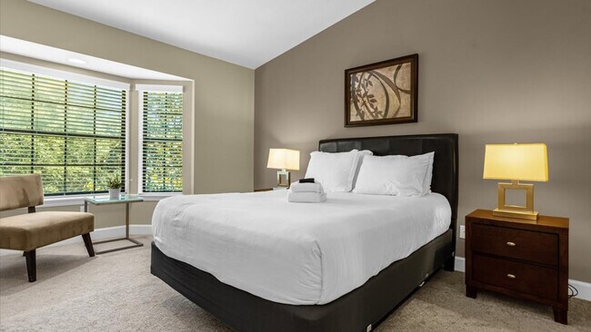 Building Photo - 14545 Damai Ln