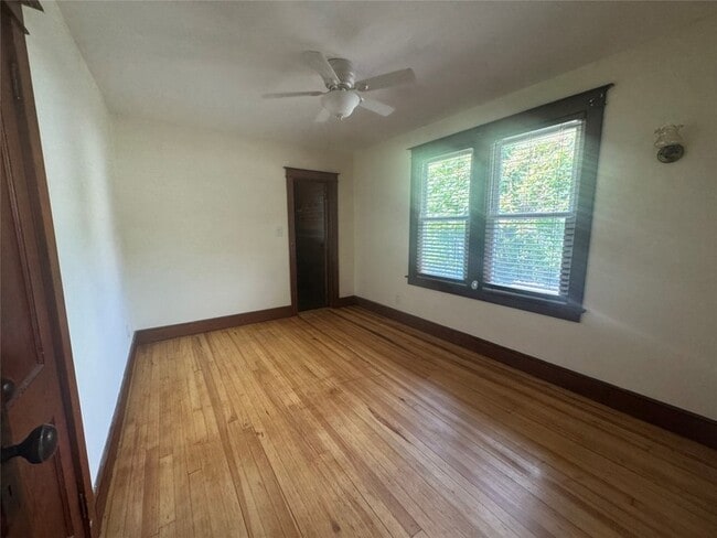 Building Photo - 45 Kattelville Rd