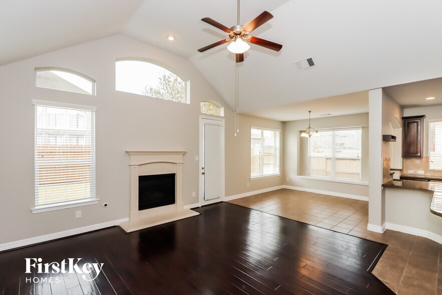 Building Photo - 10911 Visconti Ct