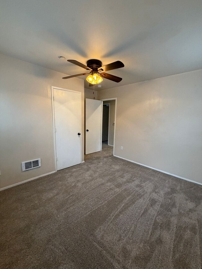 Building Photo - 2764 Arnold St