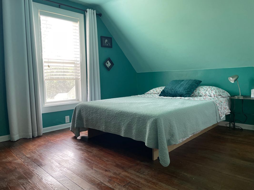 Building Photo - 2462 S 38th Ave