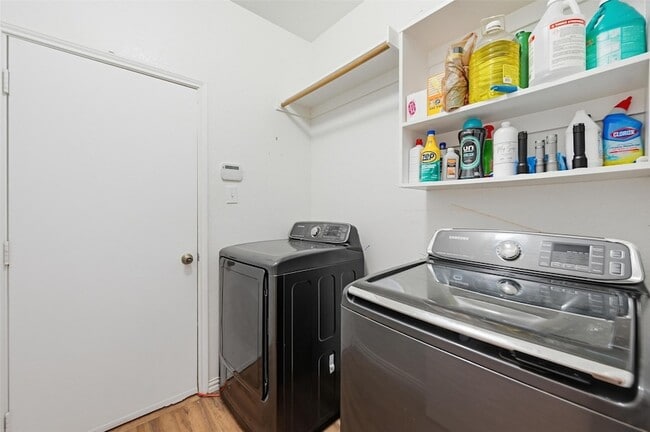 Building Photo - 1301 Concho Trail