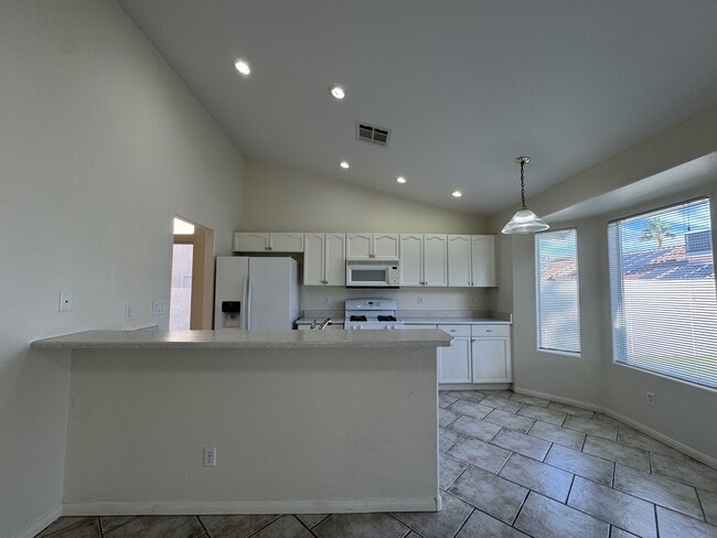 Building Photo - 830 Coastal Beach Rd