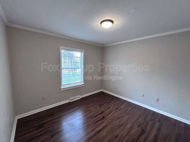 Building Photo - 3914 Kiser Island Rd