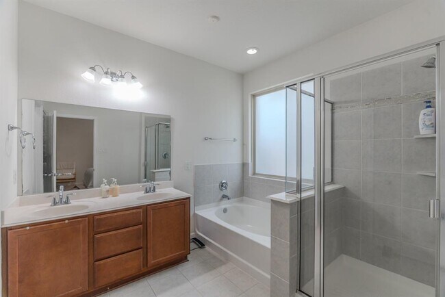 Building Photo - 2907 Coastal Prairie Ln