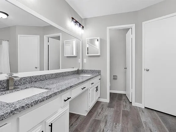Building Photo - 17903 Red Wolf Dr