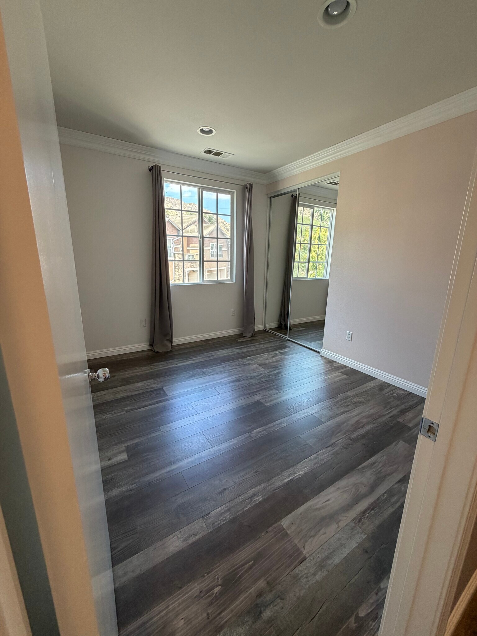 Building Photo - 16718 Nicklaus Dr