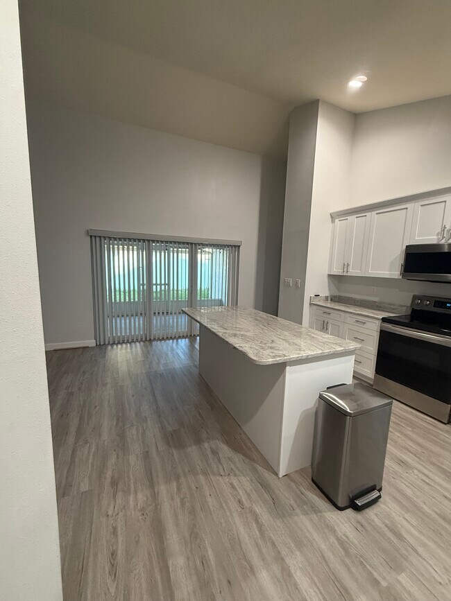 Building Photo - 11827 Hickorynut Dr