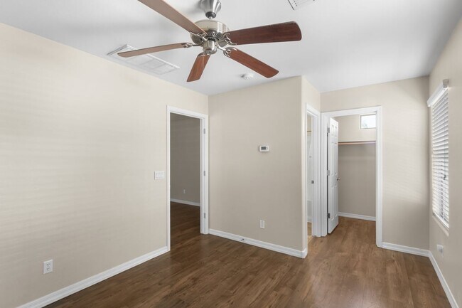 Building Photo - Buckeye Home