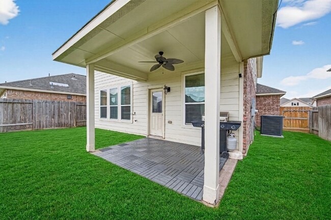 Building Photo - 12911 Taper Reach Dr