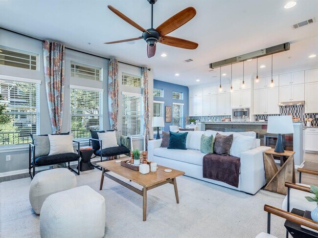 Building Photo - 2930 Grand Oaks Loop