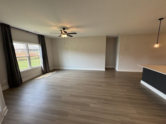 Building Photo - 16688 Demi Dr