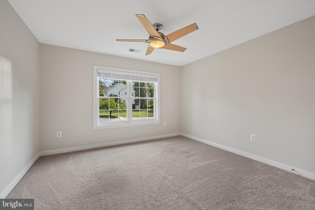 Building Photo - 306 Nova Ct
