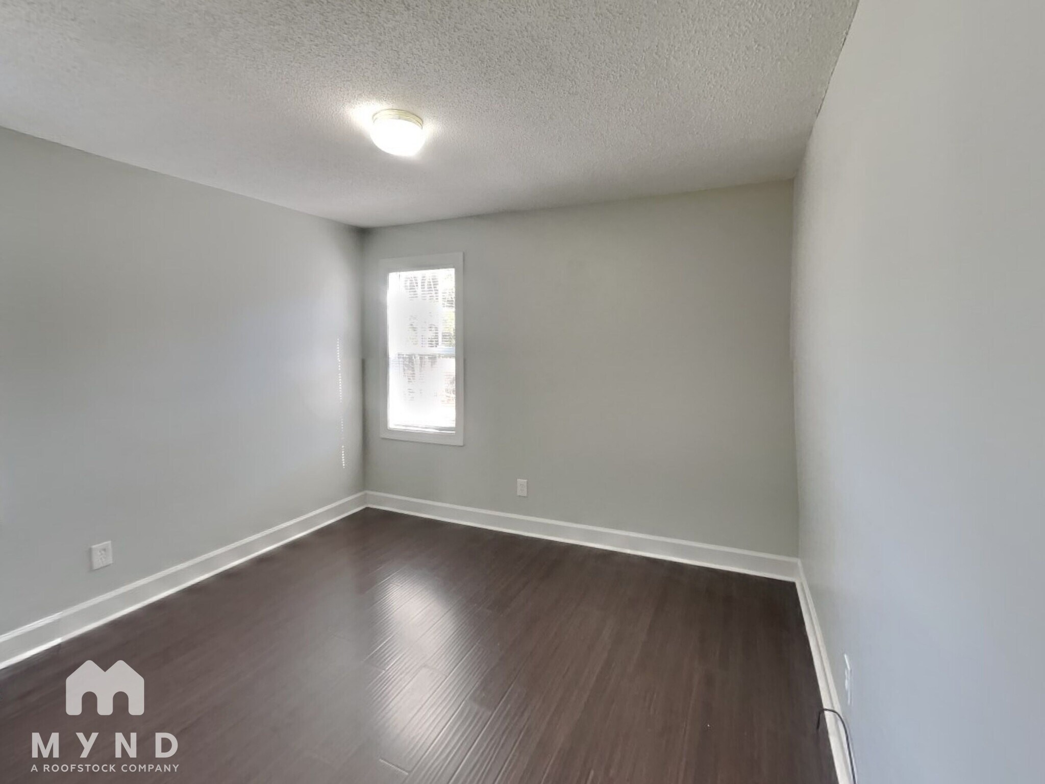Building Photo - 1221 Delham Rd