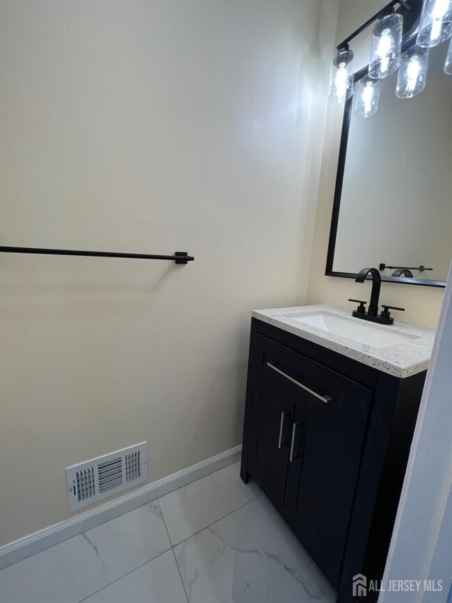 Building Photo - 436 Northam Dr