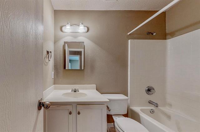 Building Photo - 3125 Melrose Dr