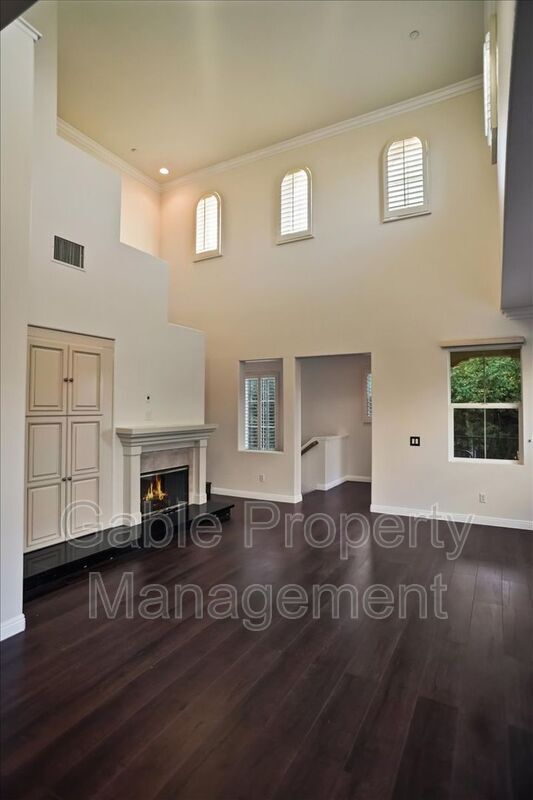 Building Photo - 26956 Pebble Beach Dr