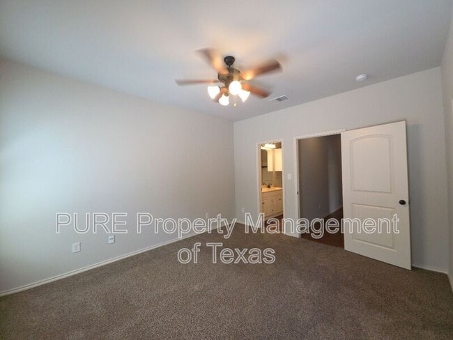Building Photo - 1504 Muirfield Bend Dr