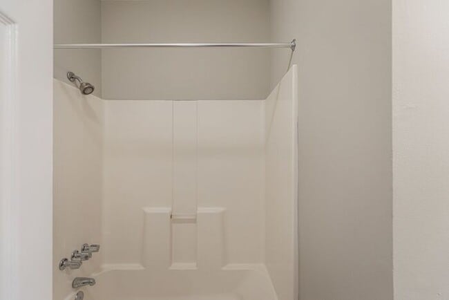 Building Photo - Like New Home off Freeman Mill. Just Painted, New Wood/Vinyl Flooring, Vaulted Ceilings, Front Po...