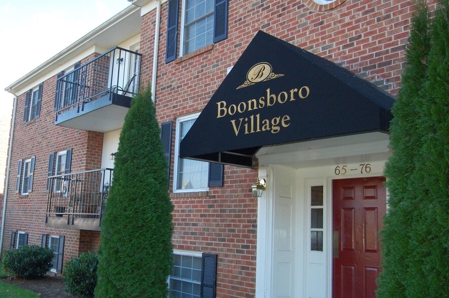 Boonsboro Village Apartments 4715 Boonsboro Rd Lynchburg VA 24503
