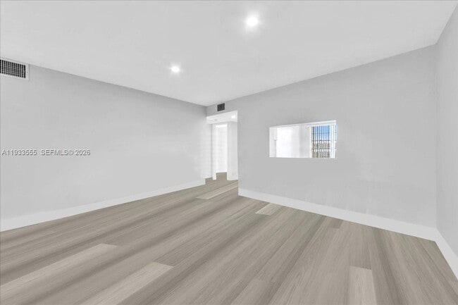 Building Photo - 13001 SW 11th Ct