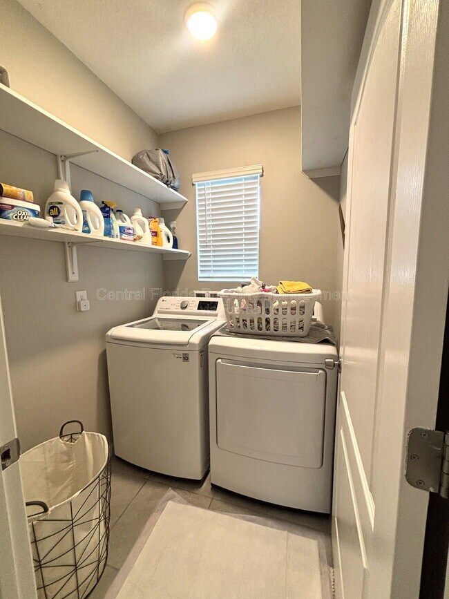 Building Photo - 3154 Timber Hawk Cir