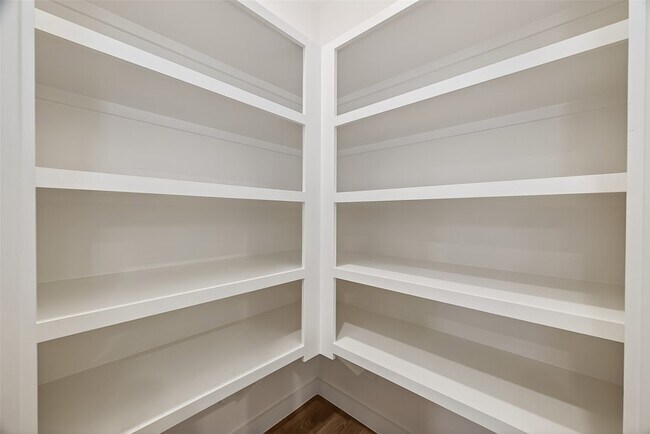 Building Photo - 5927 Orchid Crst Ln