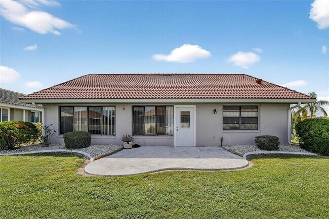 Building Photo - 1831 Wolf Laurel Dr