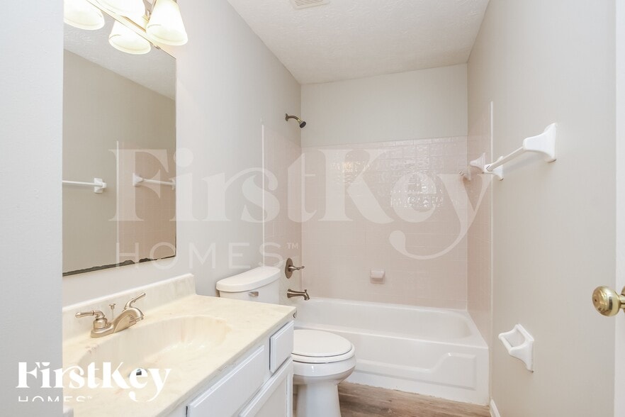 Building Photo - 7724 Gullit Way