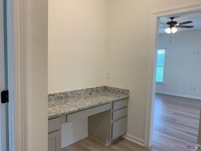 Building Photo - Home for Lease