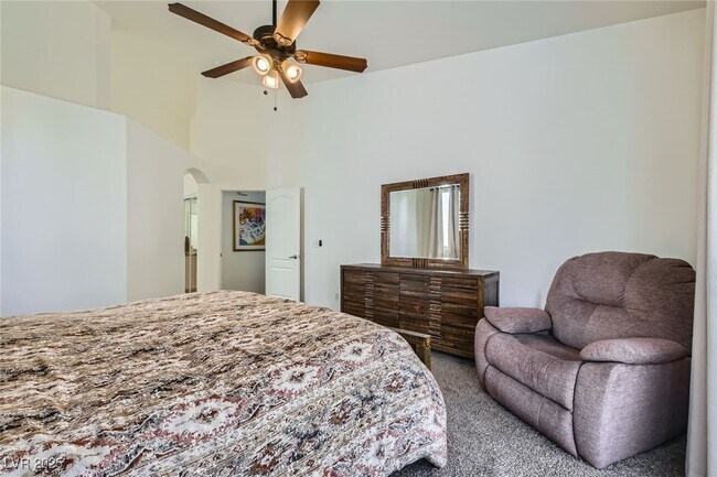 Building Photo - 7515 Splashing Rock Dr