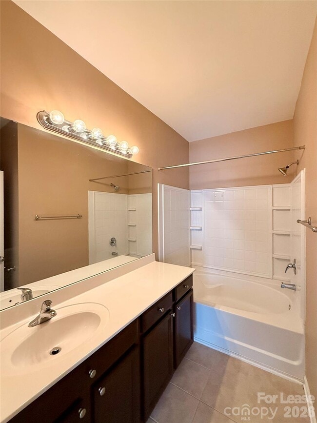Building Photo - 8636 Beaver Creek Dr