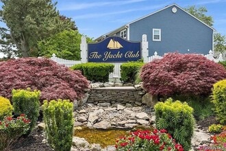 Building Photo - 100 Baker Ct