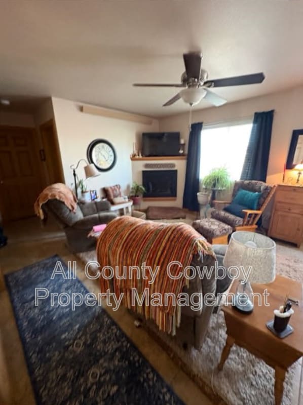 Building Photo - 2154 Franklin St